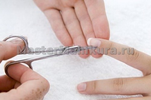 Процесс самостоятельного создания накладных ногтей дома